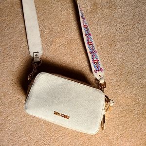 Steve Madden crossbody
